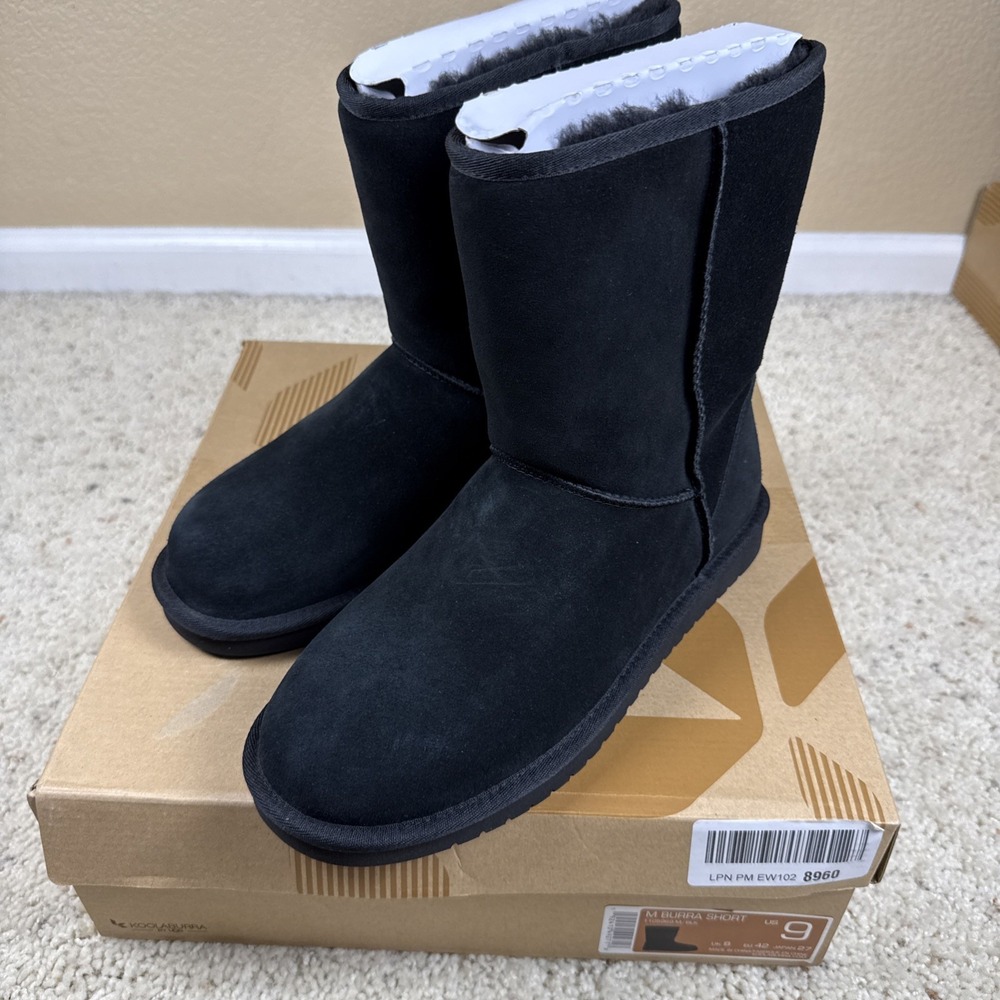 New In Box! Koolaburra Men's Burra Short Winter Boot Black Size 10M